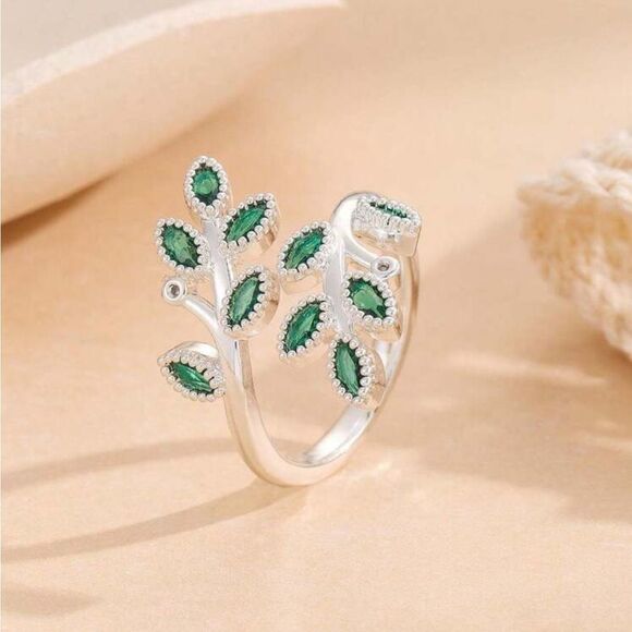 Leaf vine open adjustable ring - Picture 3 of 9